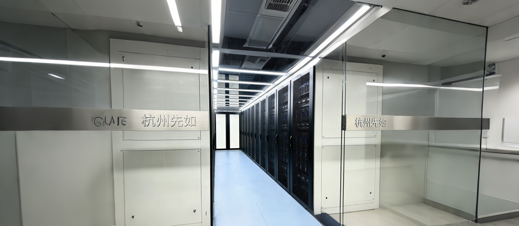 图片一（图片尺寸：高437，宽度大于1000）